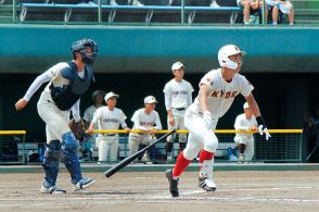 ＜高校野球＞埼玉地区大会、ベスト8出そろう　浦和麗明が初、東農大三は逆転勝ち　公立勢5校は姿消す　あす2球場で4試合を予定