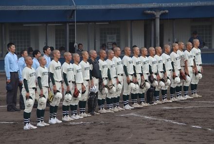 センバツ準V・報徳学園が4戦連続コールド勝ちで鬼門突破！福岡大大濠は35年ぶり夏の甲子園に王手【全国実力校22日の試合結果】