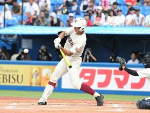 早稲田実の高崎が決勝打　どんな安打より「嬉しい」　17年以来4強