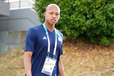 パリ五輪サッカーGK小久保玲央ブライアンが語る代表の仲間「超えなければいけない存在」「抜群にシュートがうまい選手」、エレベーター時間