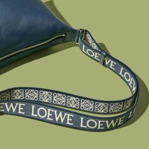 【LOEWE】人気のバッグ＆財布に新デザイン。2024年夏に大人が買うべき「ロエベ」新作小物