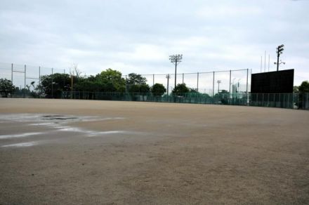 練習中に倒れ、野球部員死亡　遺族が元監督や大学側を提訴　岐阜地裁