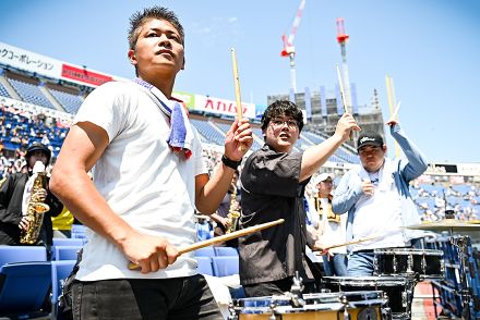 決勝進出の横浜が乗り越えた大ピンチ、OB・OG結集の「横高魂」　吹奏楽部“不在”で助っ人15人が熱烈演奏