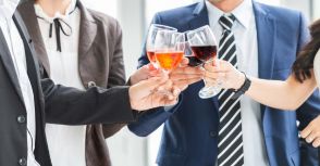 新入社員に「飲み会の幹事」を頼んだだけでパワハラに…!?いまどきの若手を傷つけない「幹事の任せ方」