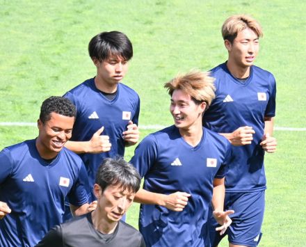 ⚽初戦に向け最終調整　関根、順調仕上がりカウンター警戒「失点防ぐ」/鈴木海音、緊急事態に備え「いつでも出られる」【パリ五輪】