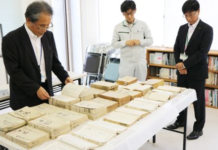 日出町教委と町歴史資料館が小中の「学校日誌」永久保存へ　明治期から出席状況や記載行事　9校分「歴史を次世代につなぐ」