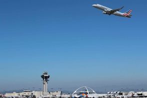 欧米の航空会社、旅行需要が堅調の一方で、業績見通しに暗雲、運賃値下げ圧力とコスト増で