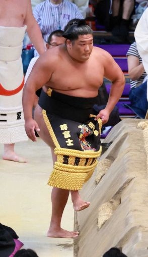 尊富士、秋場所出場を目指す「しっかり治してまた来場所」　十両残留を確実とし10日目から再休場