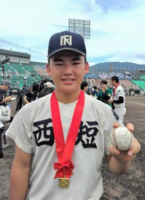 日ハム・新庄監督も決勝で敗れた　西日本短大付が因縁の相手破り優勝