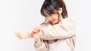 小さなこりを放置しないで！肘から下の【スマホ疲れ】をほぐす、超簡単！腕ストレッチ