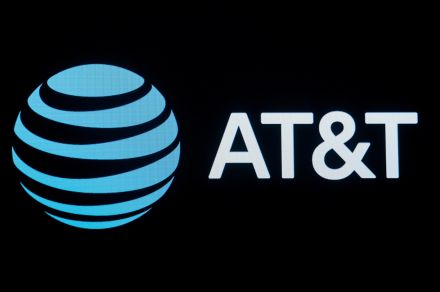 米ＡＴ＆Ｔ、携帯電話契約者が予想超え　高額無制限プランが好調