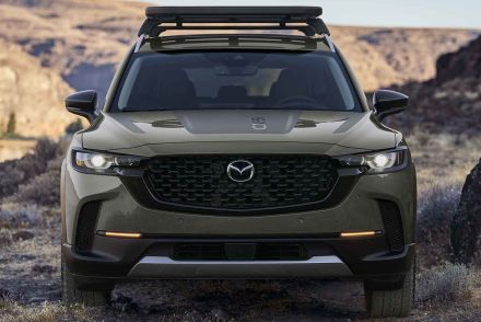 マツダにもロータリーHVなど電動化技術があるのにナゼ？　CX-50にトヨタのハイブリッドシステムを採用した理由