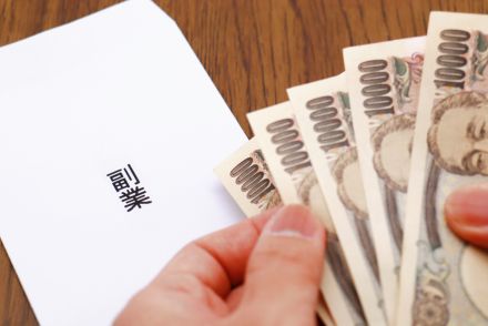 副業で「月に5万円」稼ぎたいと考えているのですが、高すぎますか？副業の平均月収を教えてください！