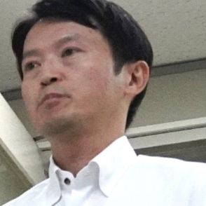 〈職員２人目の死亡報道も〉パワハラ＆おねだり兵庫県知事は、自殺した元局長の告発動機を”創作”、側近の“牛タン倶楽部”は公益通報者つぶしに狂奔。記者の直撃に知事は…