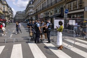 五輪開会式、威信懸け警備　フランス、テロ阻止へ7．5万人態勢〔五輪〕