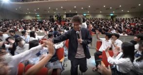 「出張！ハマダ歌謡祭」高校生たちと熱唱　浜田雅功が校長とイントロバトル