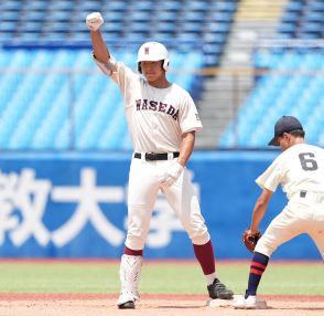 早実５回コールドで決勝へ　先制打石原優成「攻撃緩めないぞ」声掛け猛攻　日大三と決戦／西東京