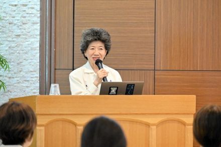 女性が活躍できる環境を　会津大初代学長・故国井利泰さんの妻・秀子さん講演　福島県会津若松市