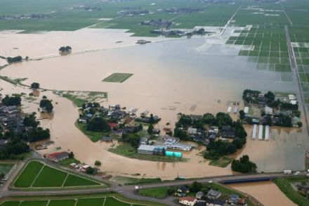 記録的大雨の東北　今後も数日間、断続的な強い雨予報　警戒呼びかけ