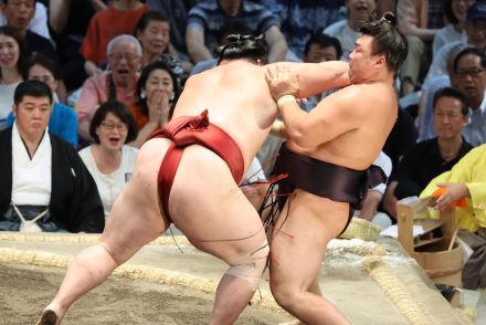 【名古屋場所】霧島　１場所で大関復帰ならず　隆の勝に敗れ６敗目「またゼロから頑張ります」