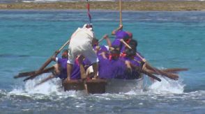 竹富町黒島の豊年祭　八重山では珍しい舟こぎ競漕も