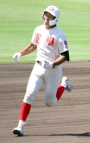 【高校野球】智弁和歌山、上田潤一郎の満弾返しなど７得点で田辺にリベンジ！　２年ぶり夏聖地まであと１勝