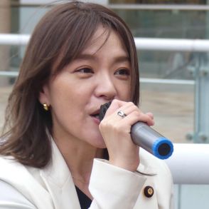 今井絵理子氏が追悼「まだ信じられません」上京中に急逝した松川宜野湾市長に「心よりご冥福を」