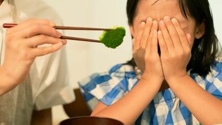 「子どもが野菜を食べてくれない」悩みへ、科学的に正しい「野菜嫌いをなくす5つの方法」