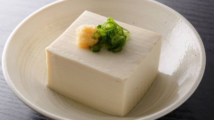 豆腐は食べ過ぎNG？豆腐を食べすぎることでおこる意外なデメリットとは｜管理栄養士が解説