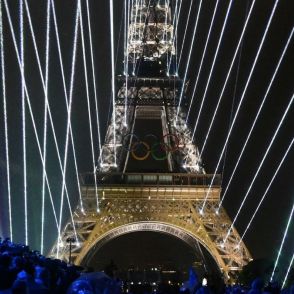 パリ五輪開会式のハイライトをお届け　フランス色に染まった演出と笑顔に満ちた選手たち