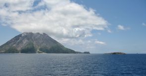 島民600名が逃げ出した…薩摩南方の島で起こった「西之島や福徳岡ノ場噴火をも超える」大噴火と、わずか「4ヶ月ほどで出現した」新たな島