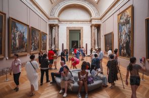 旅先の美術館や博物館、特殊な「疲労」の原因に？　予防と対策