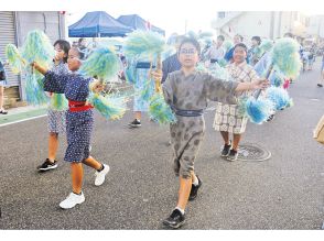 群島の夏祭りシーズン開幕　市中パレードに700人　知名町ふるさと夏まつり