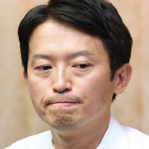 “自殺者隠匿” が発覚した兵庫県・斎藤知事、側近部長の「言い訳」と「知事室引きこもり」で年収1500万しがみつき