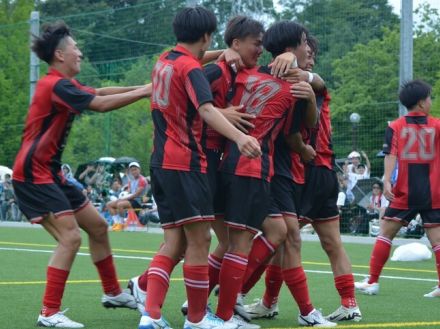 静岡学園はPK戦の末に勝利、神村学園は７ゴールで大勝！ 昌平、青森山田、日章学園などもベスト16入り【総体２回戦まとめ】