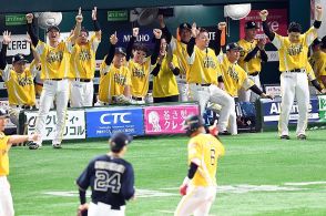 ソフトバンク、4連勝で今季最多タイの貯金「29」　今宮健太が2打席連続タイムリー　山川穂高は16号ソロ