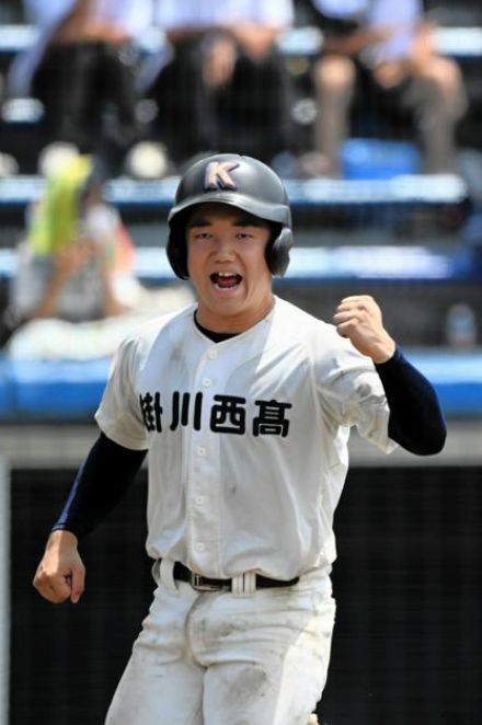 4番の犠打、勝ち越し打呼ぶ　掛川西・堀口選手「チームが勝つため」