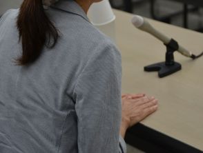 家に１０８本の白バラも…1 千万円だまし取られた女性「気づけばファンになっていた」