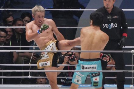 【超RIZIN】番狂わせ！久保優太が斎藤裕を三日月蹴りKO