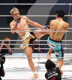 【RIZIN】久保優太　元フェザー級王者にKO勝ち　会見に元妻・サラ同席「応援したくなった」