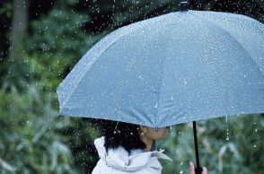 トレッキング中ちょっとした雨をしのぐ、晴雨兼用の傘＆レインハット16選！