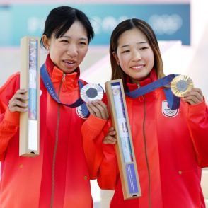 〈パリ五輪スケボー〉「金メダルに恋した14歳」スケートボード女子ストリートで日本の吉沢恋が金、赤間凛音が銀のW受賞…ピースフルな決勝再び「ライバルはいない。なぜなら…」