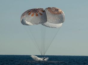 宇宙船「クルードラゴン」、米西海岸に着水へ–その意外な理由