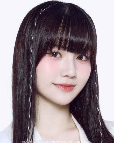 「日プ女子」出身・斉藤芹菜がデビュー 抜群の“アイドル性＆センター力”で存在感…KOKONA（佐々木心菜）との絆も話題【プロフィール】