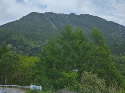 八ヶ岳連峰北横岳で遭難　70代男性が死亡　下山中に転倒　死亡事案が相次ぐ　北アルプス西岳で京都の50代男性が死亡　