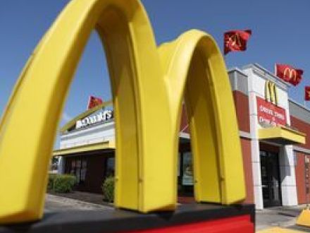 米マクドナルド、2020年以来の減収－来店客数の減少響く