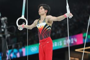 【パリ五輪】２大会ぶりの金メダル目指す体操ニッポン　男子団体決勝の３種目目終了時点で５位