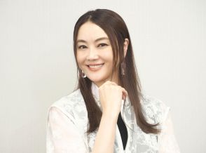 ＜観月ありさ＞47歳、不安もあるけど「年齢とうまく付き合ってポジティブに過ごしたい」　昔ながらの縁の大切さも再確認