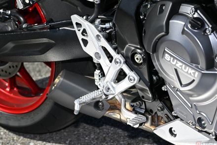 一体どんな効果があるの？ バイクのステップを交換するカスタム