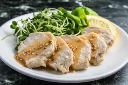 夏バテに効く 《意外な食べもの》 一覧…甘酒、サバ缶、えっ、あれも…!?簡単な「料理」と「食べ方」を栄養士が選出